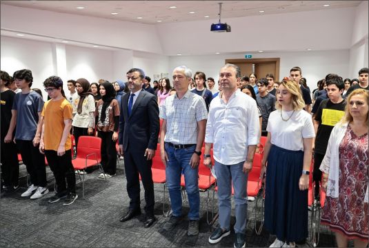 Büyükşehir’den Gençlerle Bilim Buluşması Başkan Çavuşoğlu: Ben Diyenler Değil, Biz Diyenler Kazanır