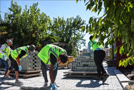 Büyükşehirde Hedef 1 Milyon Metrekare Beton Parke Taşı