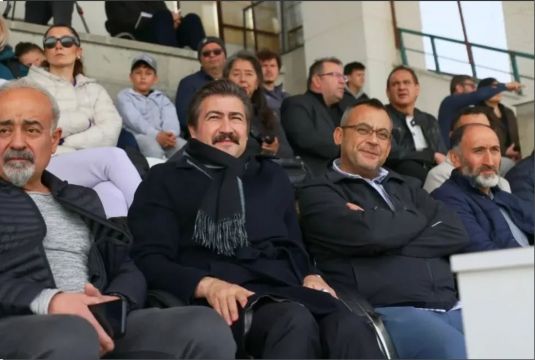 Milletvekili Cahit Özkan Yeşil Çivril Belediyespor Maçını Tribünden Takip Etti