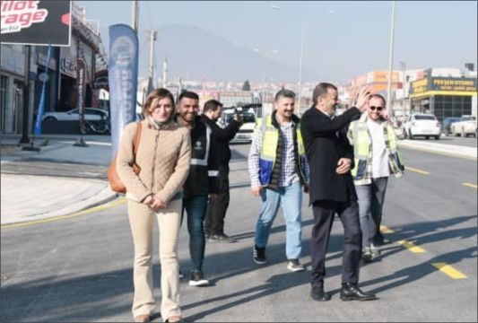“Sümer Mahallesi’ne Yeni Bir Kimlik Kazandırıldı” 25. Cadde’nin İlk Etabı Trafiğe Açıldı
