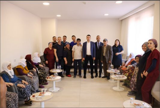 Çivril Kaymakamı Fatih Cıdıroğlu Görevi Başındaki Kamu Personeli ve Vatandaşları Yalnız Bırakmadı